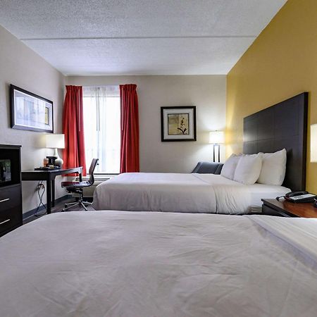 Quality Inn & Suites Лексингтон Экстерьер фото