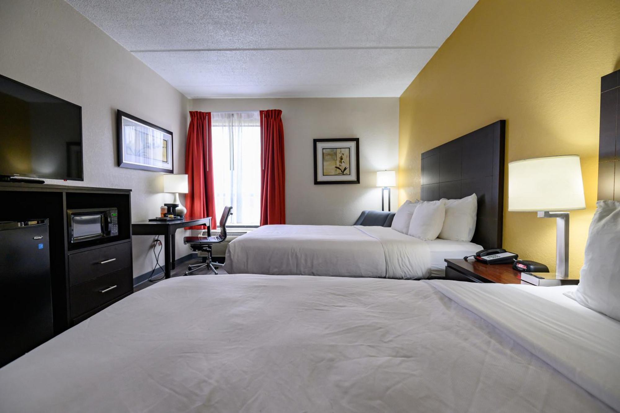 Quality Inn & Suites Лексингтон Экстерьер фото